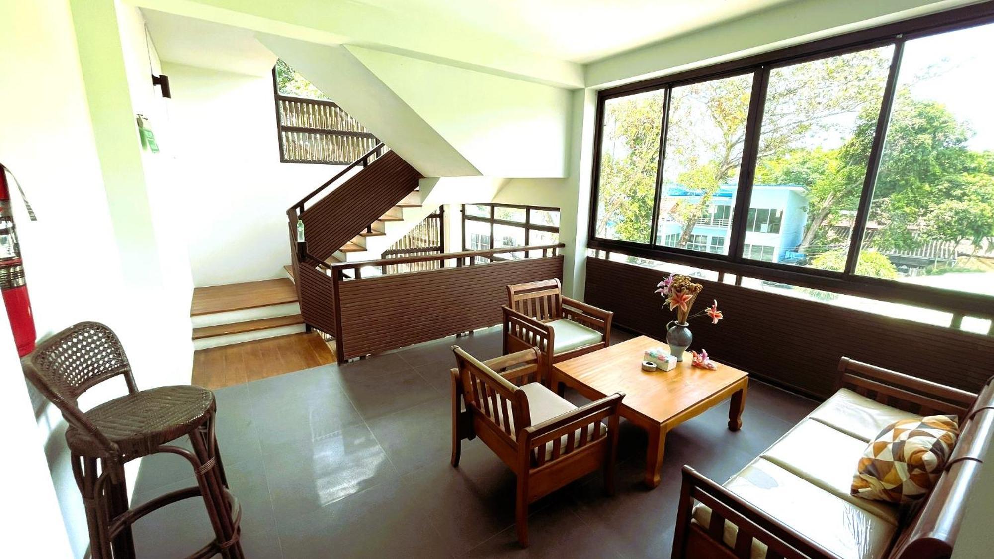 Rockstar Beach Apartments Strand Bang Rak Exterior foto